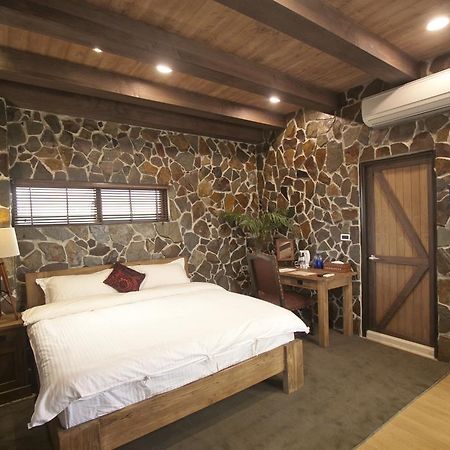 皇裔民宿 - 歐式小屋 Hualien City Luaran gambar