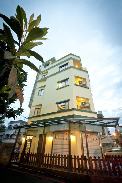 皇裔民宿 - 歐式小屋 Hualien City Luaran gambar